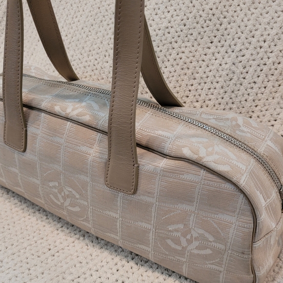 **HOST PICK ** Authentic Chanel Travel Line Handbag in Beige - Picture 2 of 16